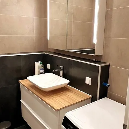 Lovely Flat Relax Near City Center Nuremberg Exterior photo