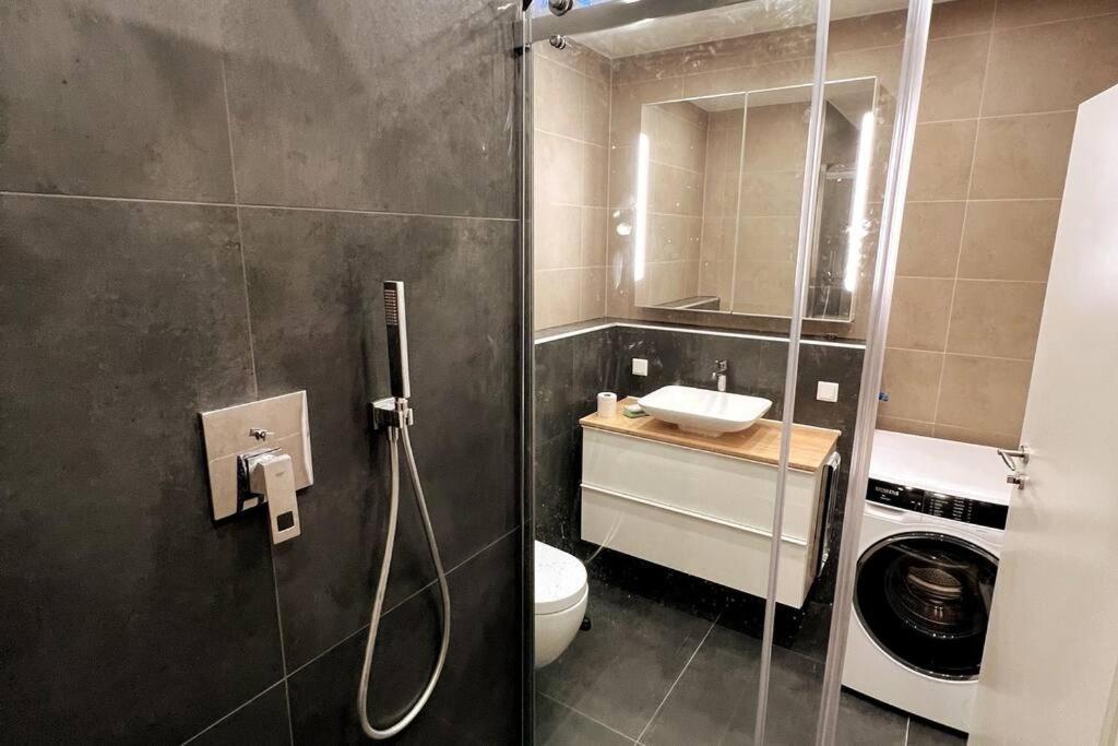 Lovely Flat Relax Near Center Apartment *